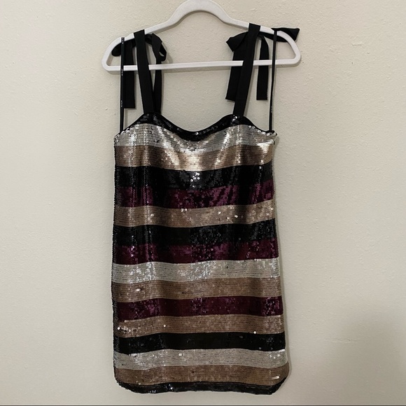 ALI & JAY I'm With Andi Sequin Minidress MEDIUM - Picture 6 of 10